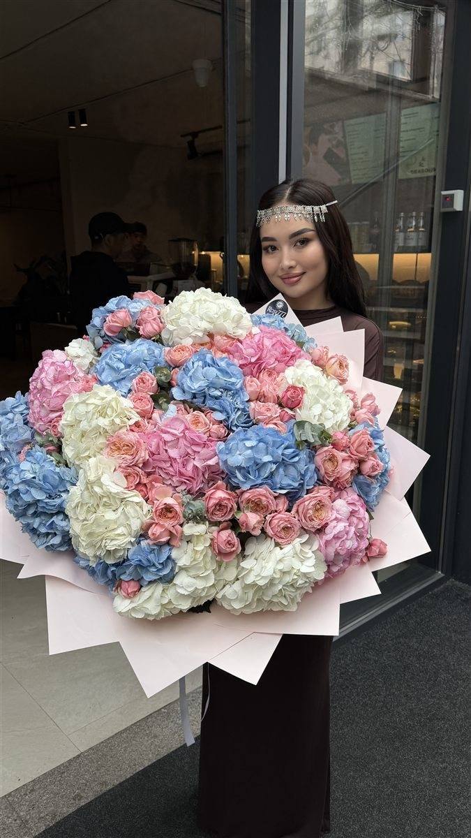 Гортензия XXL — купить букет с доставкой в Астане | Rose777 — фото 1
